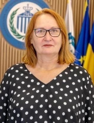 Buzamăt Genoveva